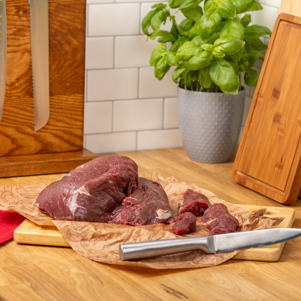 1KG Horse meat chunks from wild drug free ponies