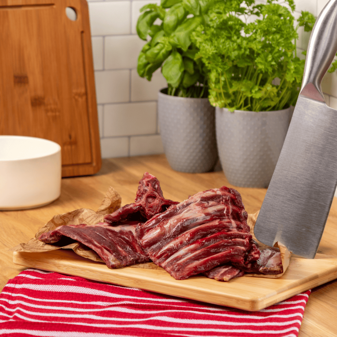 1 kg Venison necks and spine